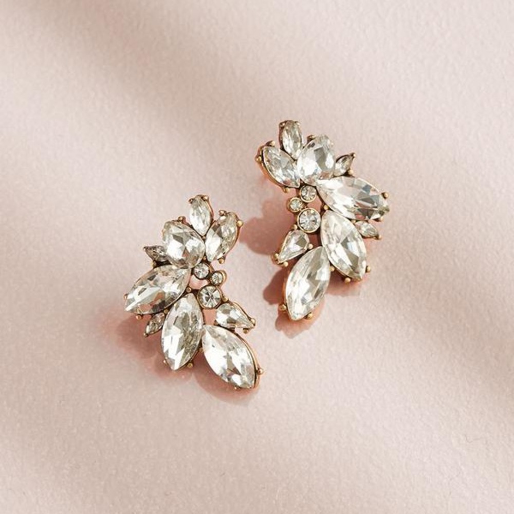 NWT Olive and Piper - Porter Cluster Studs (gold)
